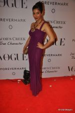 Sophie Chaudhary at Vogue_s 5th Anniversary bash in Trident, Mumbai on 22nd Sept 2012 (1).JPG